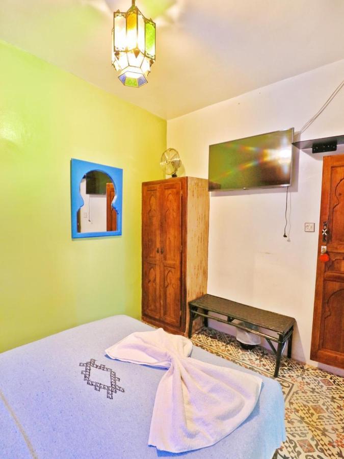 Aymane Rooftop Budget Panoramic Hotel Chefchaouen Bagian luar foto