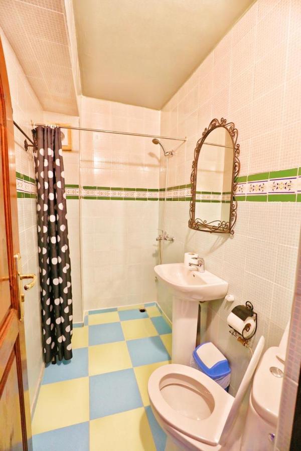 Aymane Rooftop Budget Panoramic Hotel Chefchaouen Bagian luar foto