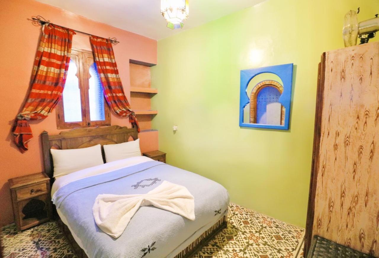 Aymane Rooftop Budget Panoramic Hotel Chefchaouen Bagian luar foto